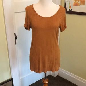 Mustard yellow LuLaRoe top